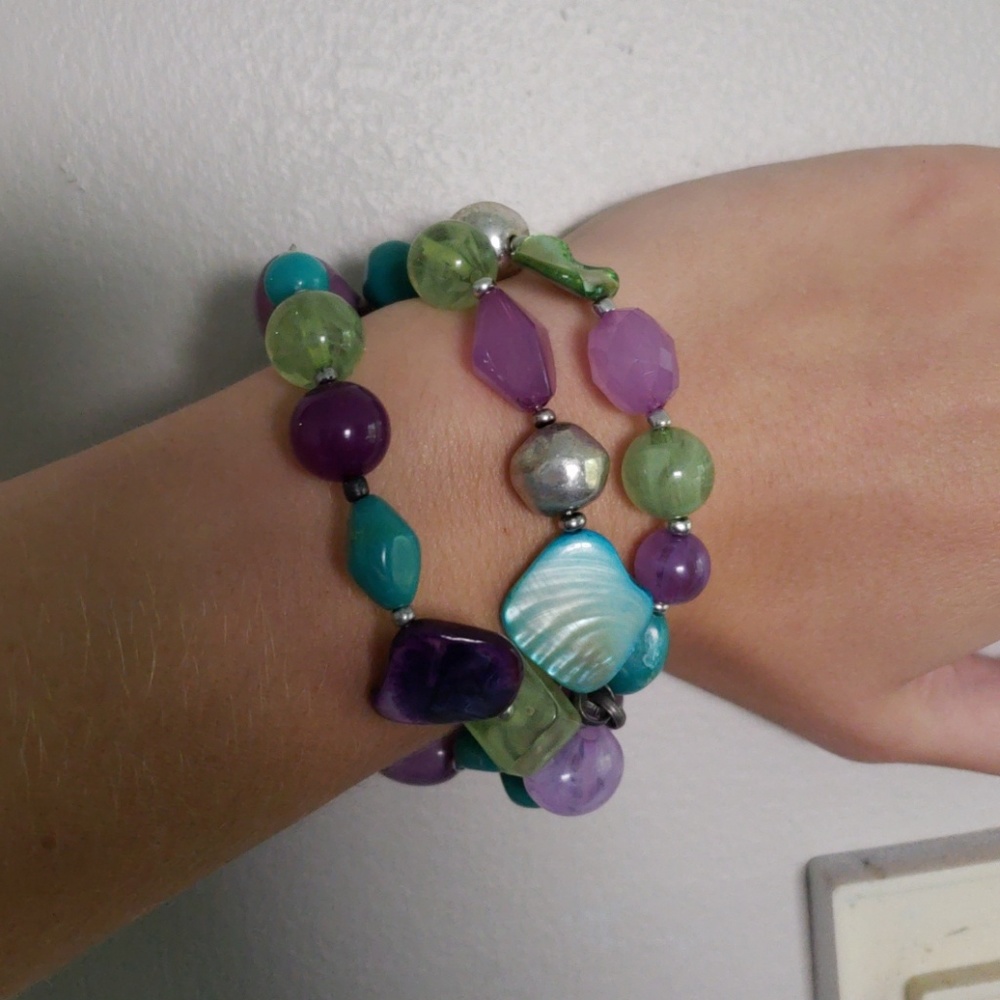 Stretch bracelet in blue, green, and purple